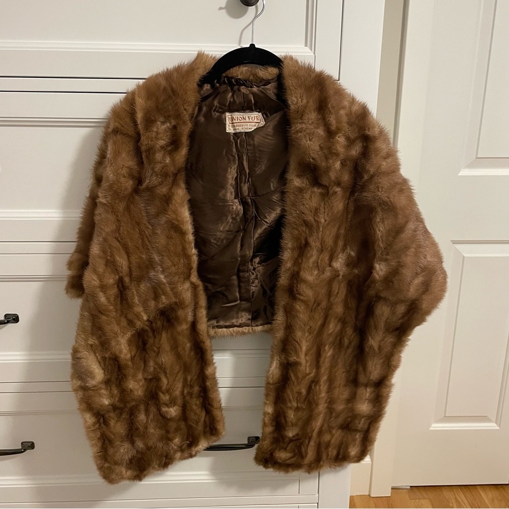 Gorgeous Vintage 50s Mink Stole/Shrug/Shawl
